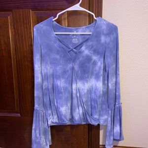 Size small American Eagle long sleeve shirt